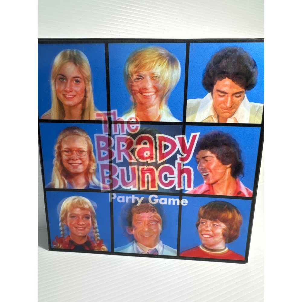 The Brady Bunch Party Game Big G Creative Retro TV Show Bluffing‎ Game 2018